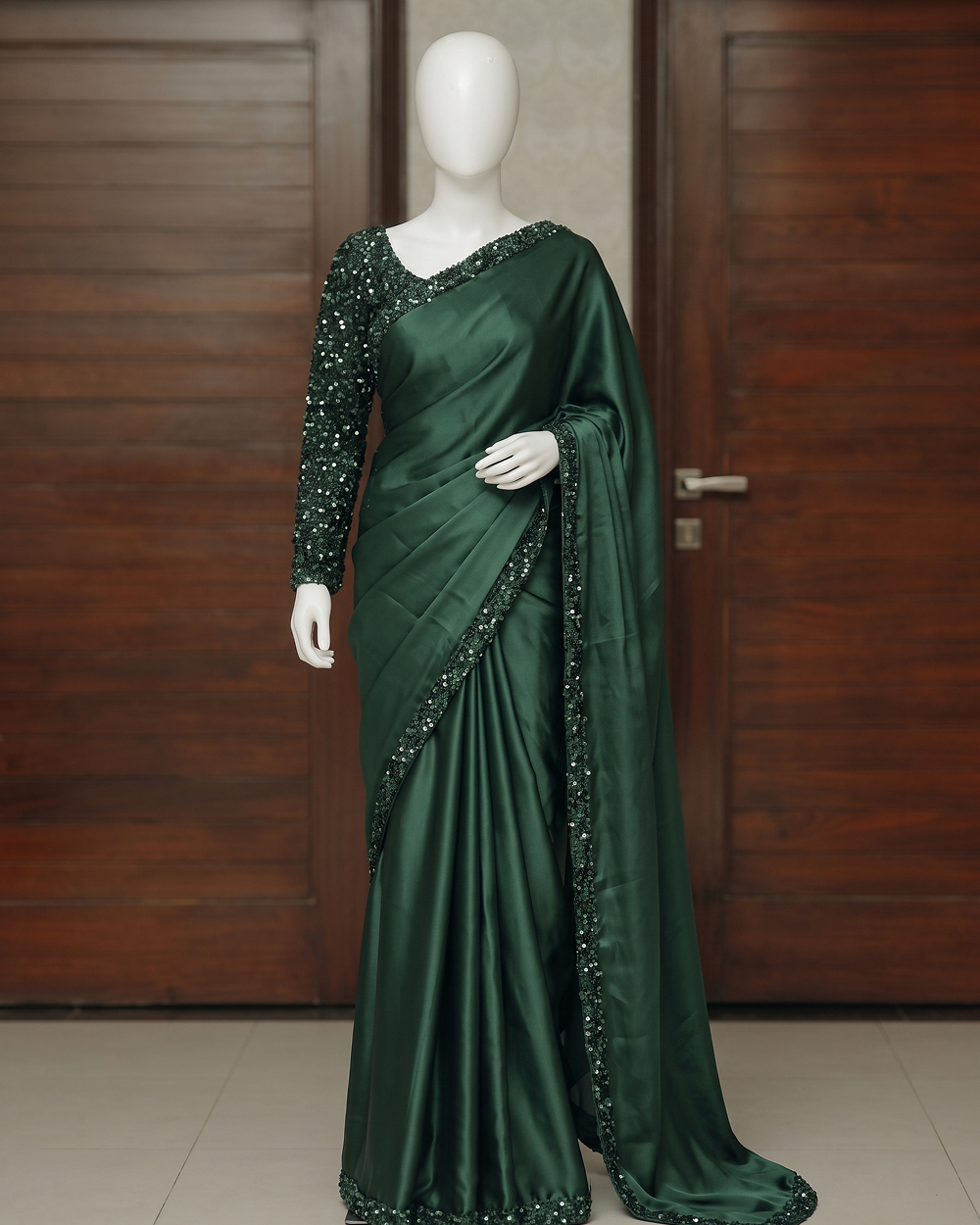 simple rashmi sari in different colors 5000PKr Simple Rashmi Saree - Image 1