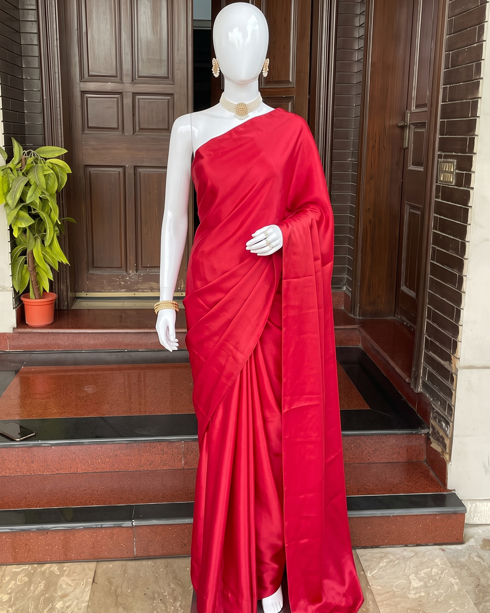 sleeve less sari 5000PKr Simple Saree - Image 1